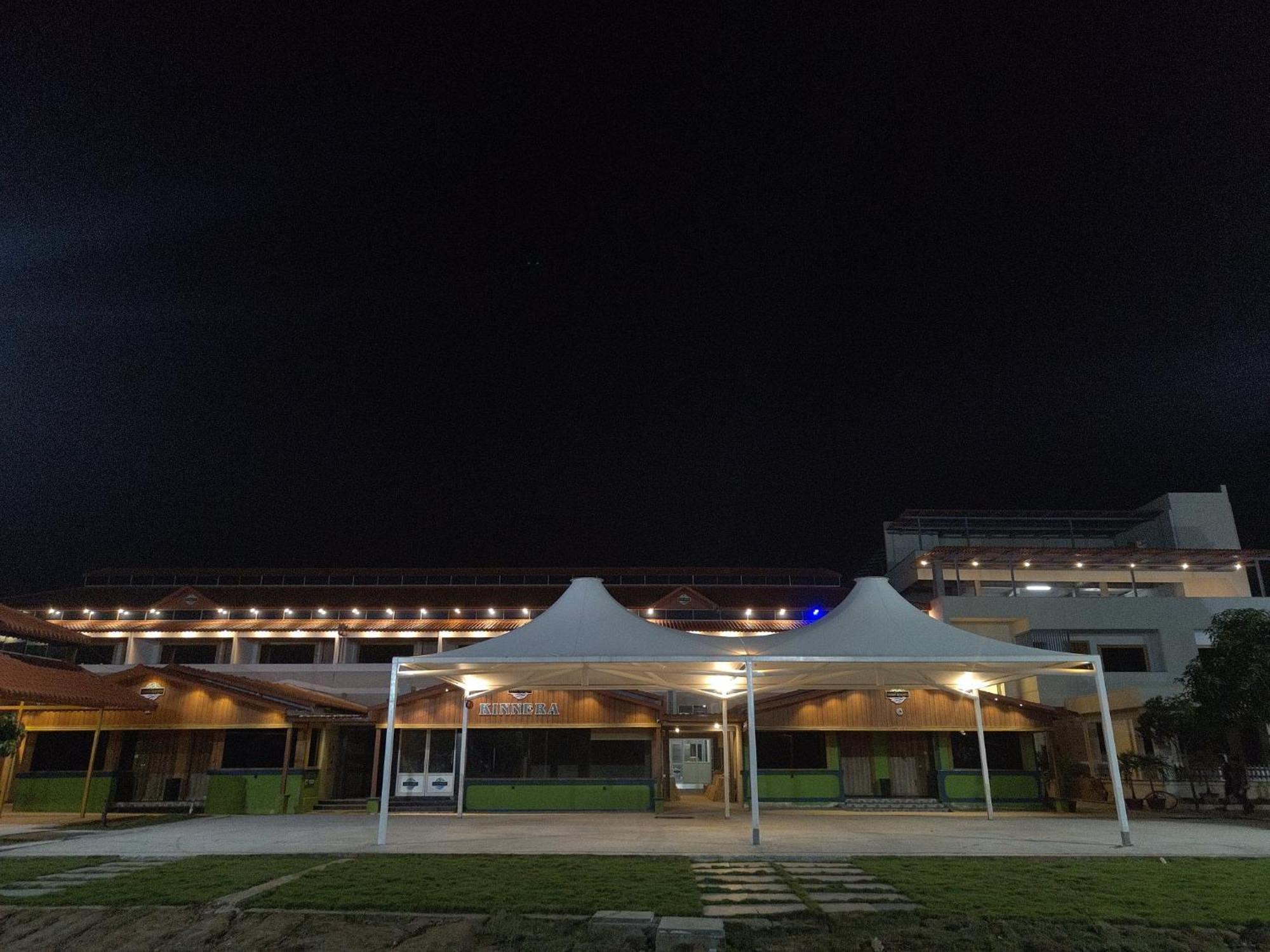 Yanam Resorts Экстерьер фото