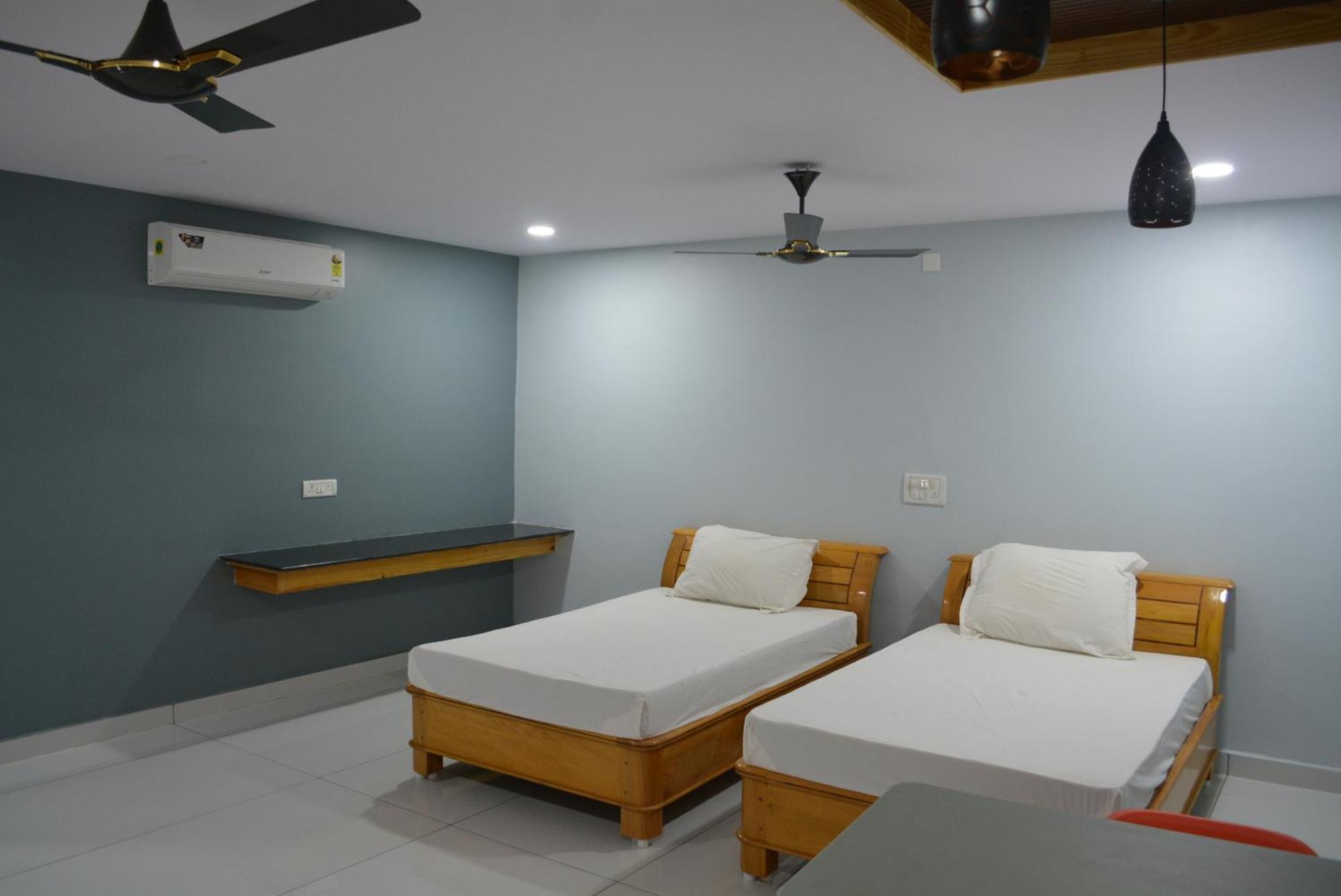 Yanam Resorts Экстерьер фото