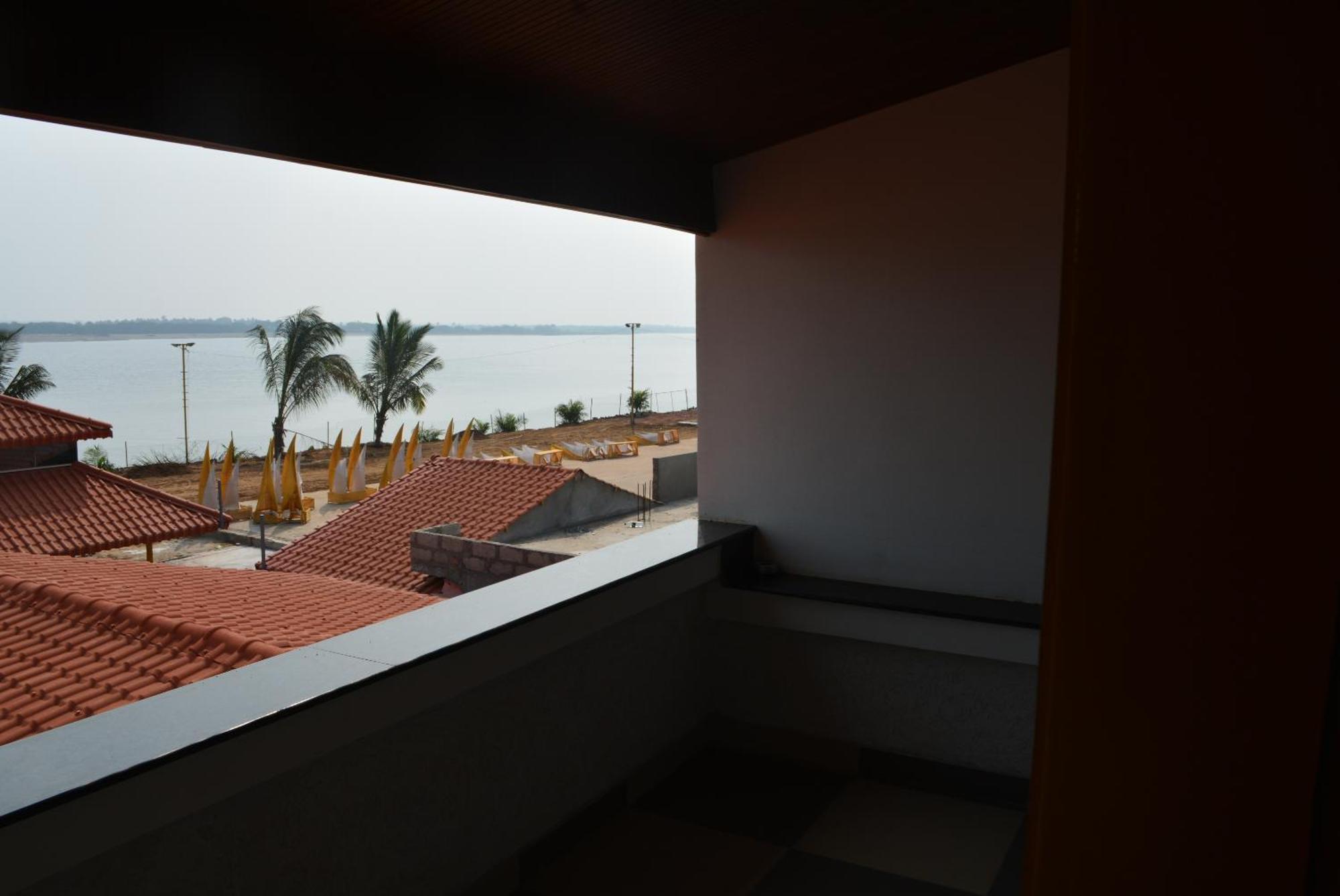 Yanam Resorts Экстерьер фото