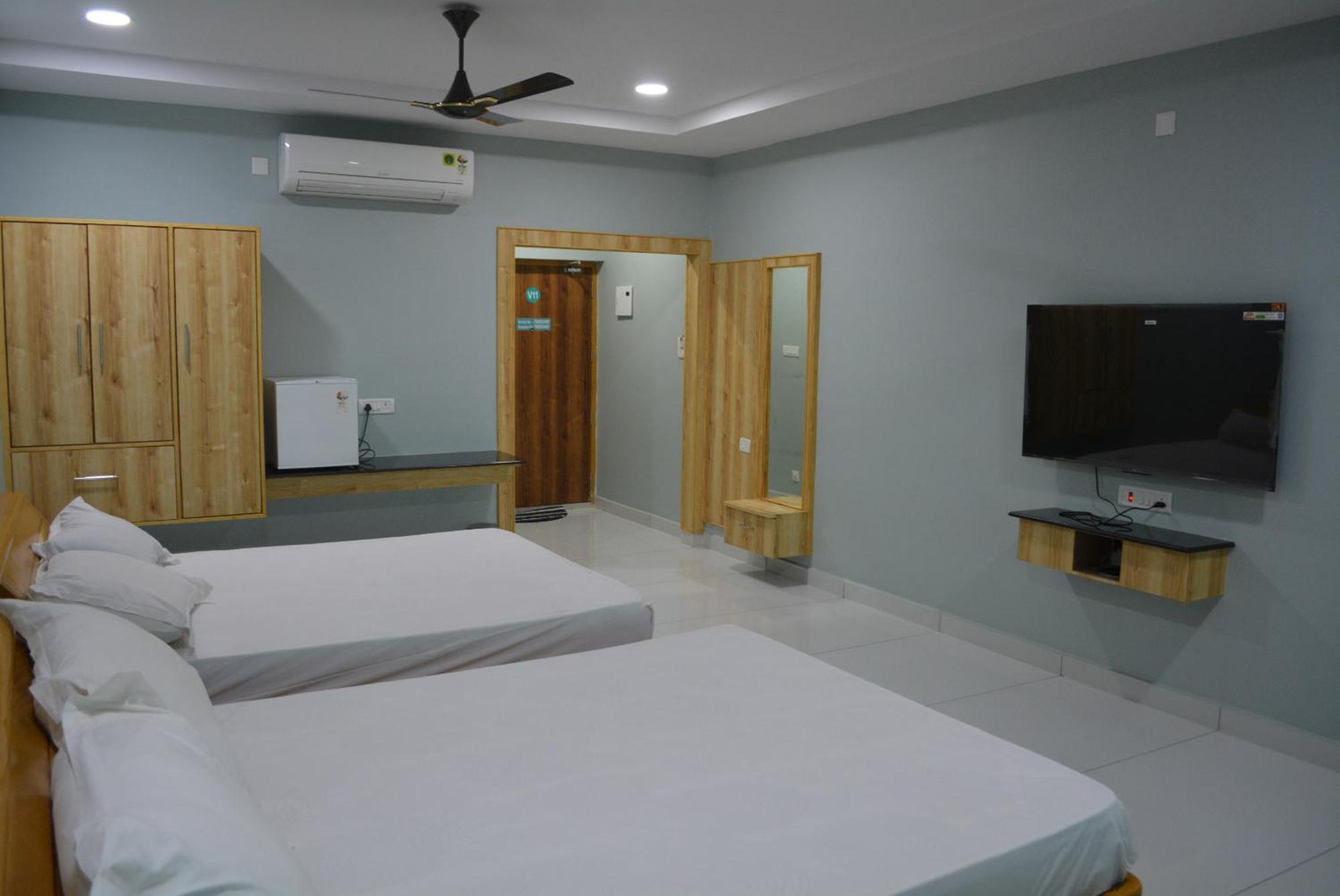 Yanam Resorts Экстерьер фото