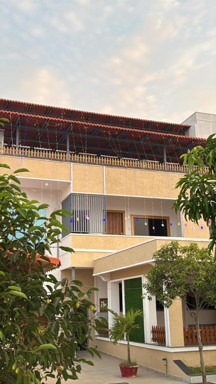 Yanam Resorts Экстерьер фото